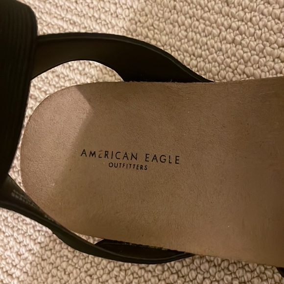 Black American Eagle espadrille wedges/platform size 8 - Picture 4 of 6